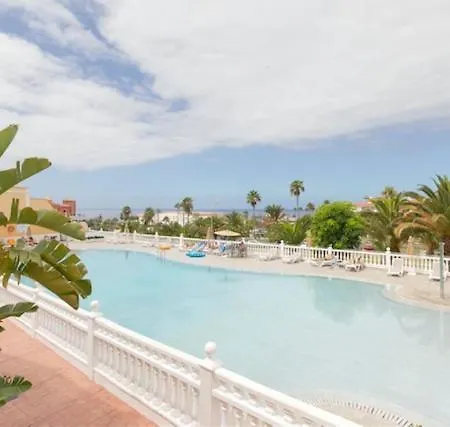 Sara En El Veril Del Duque - Sara Vacation *