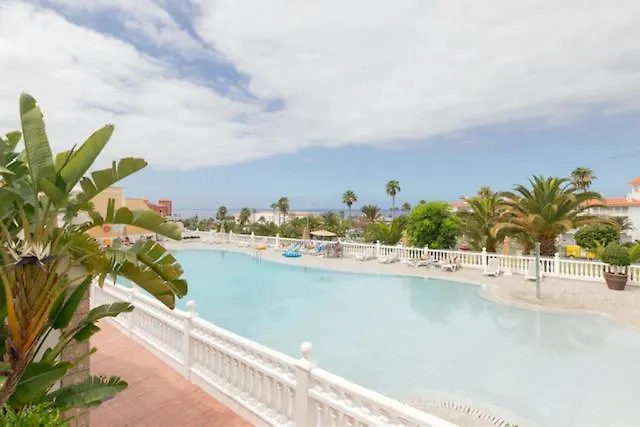 Sara En El Veril Del Duque - Sara Vacation *