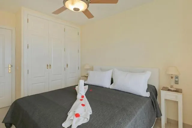 Sara En El Veril Del Duque - Sara Vacation אדחה